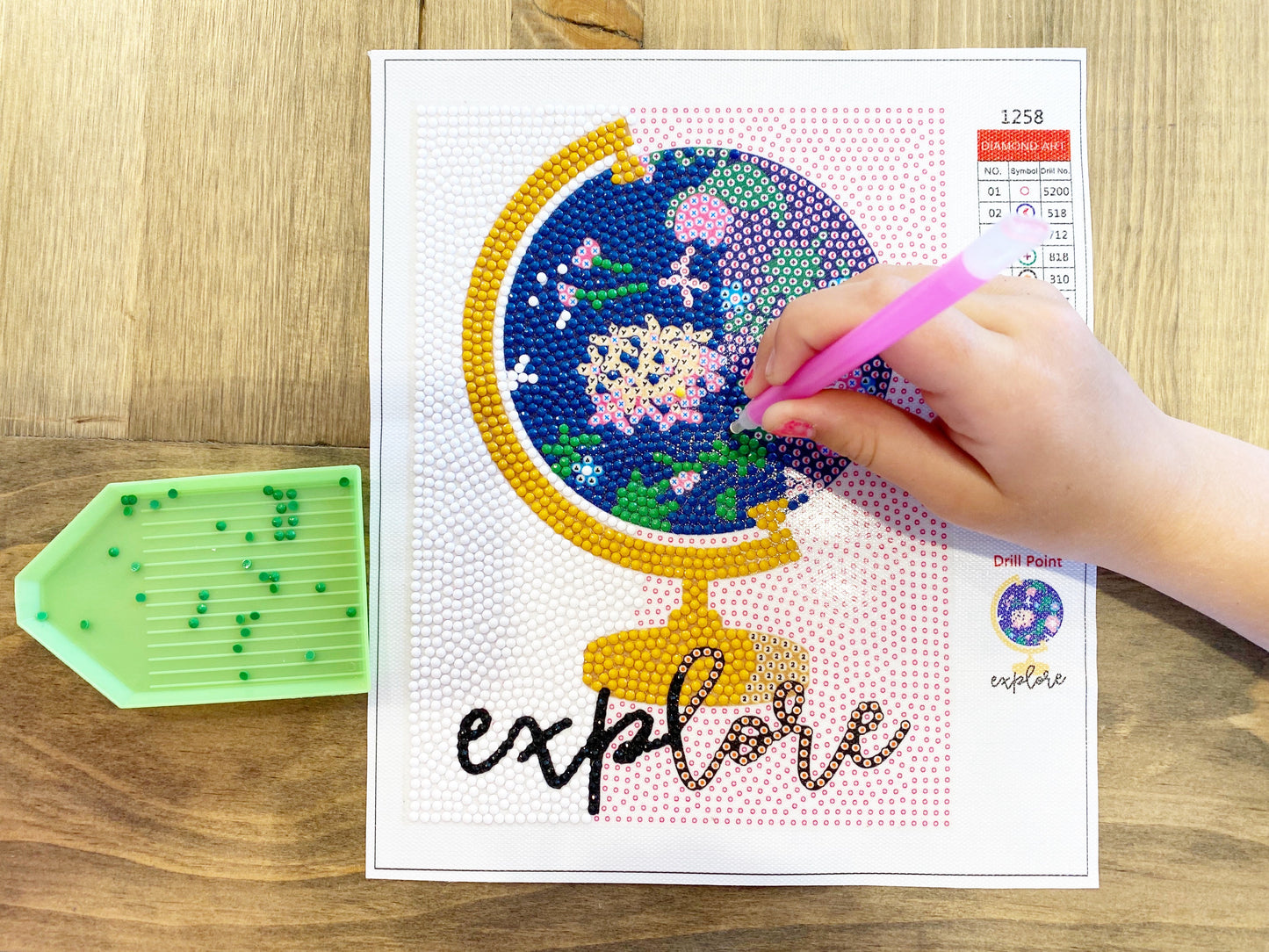 Explore Globe Diamond Painting Kit