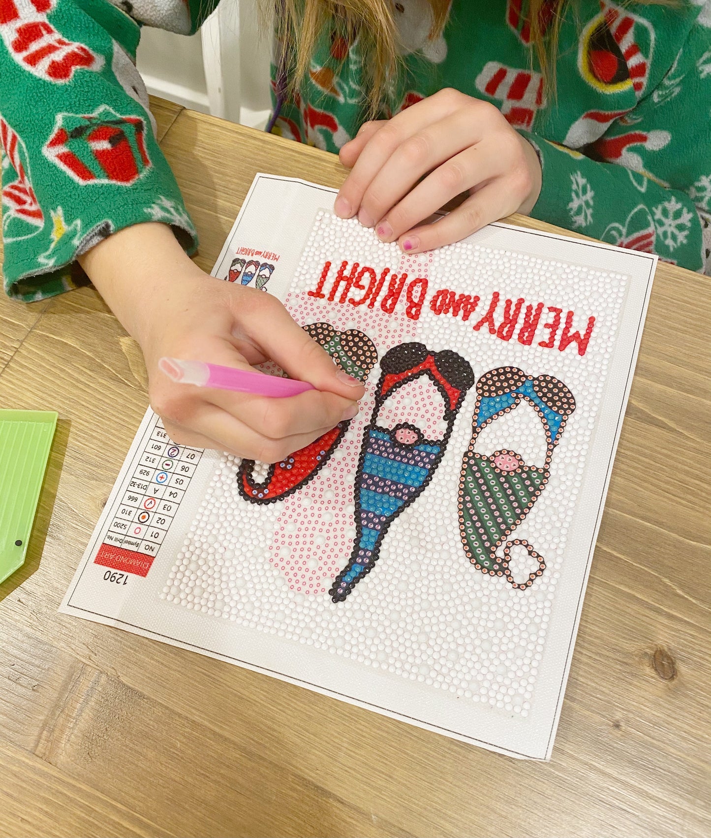 Merry & Bright Gnomes Diamond Painting Kit