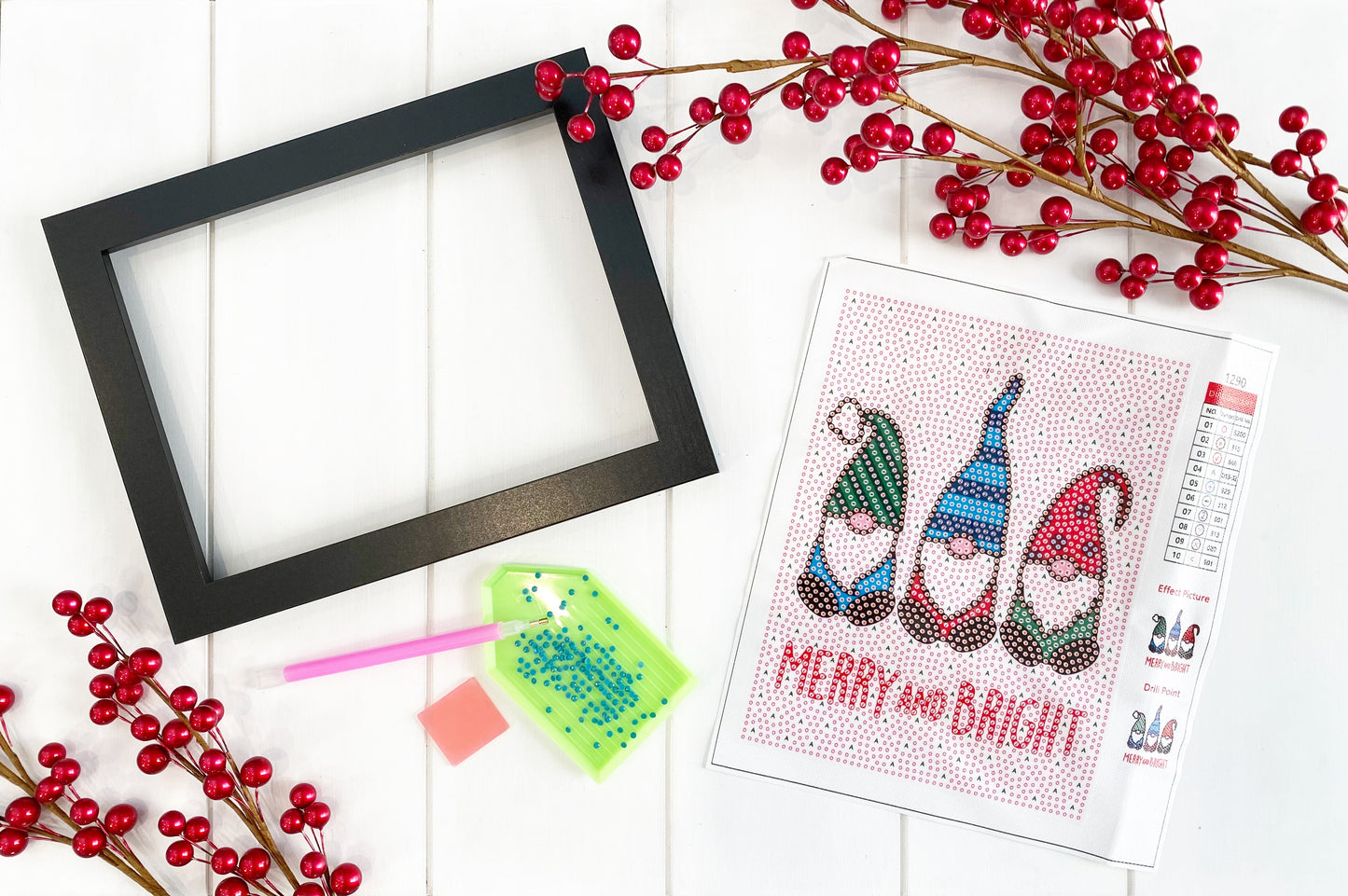 Merry & Bright Gnomes Diamond Painting Kit